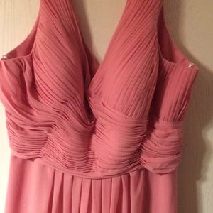 Kanalik Bridesmaid, Prom dress